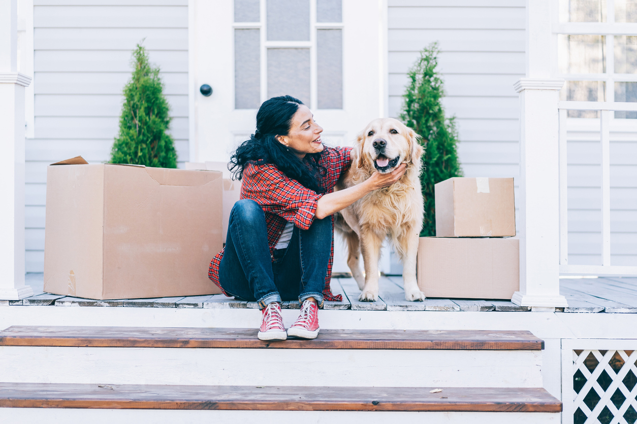 Moving With Pets: 8 Tips for a Successful Move